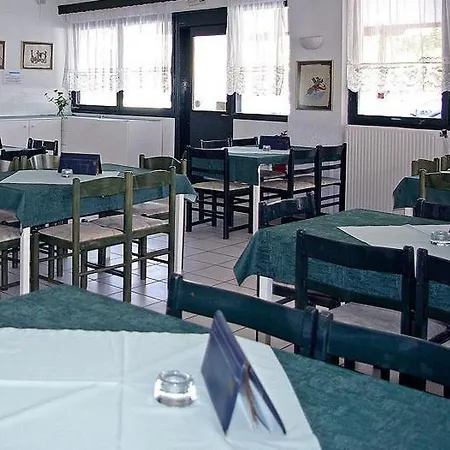 Helios Hotel